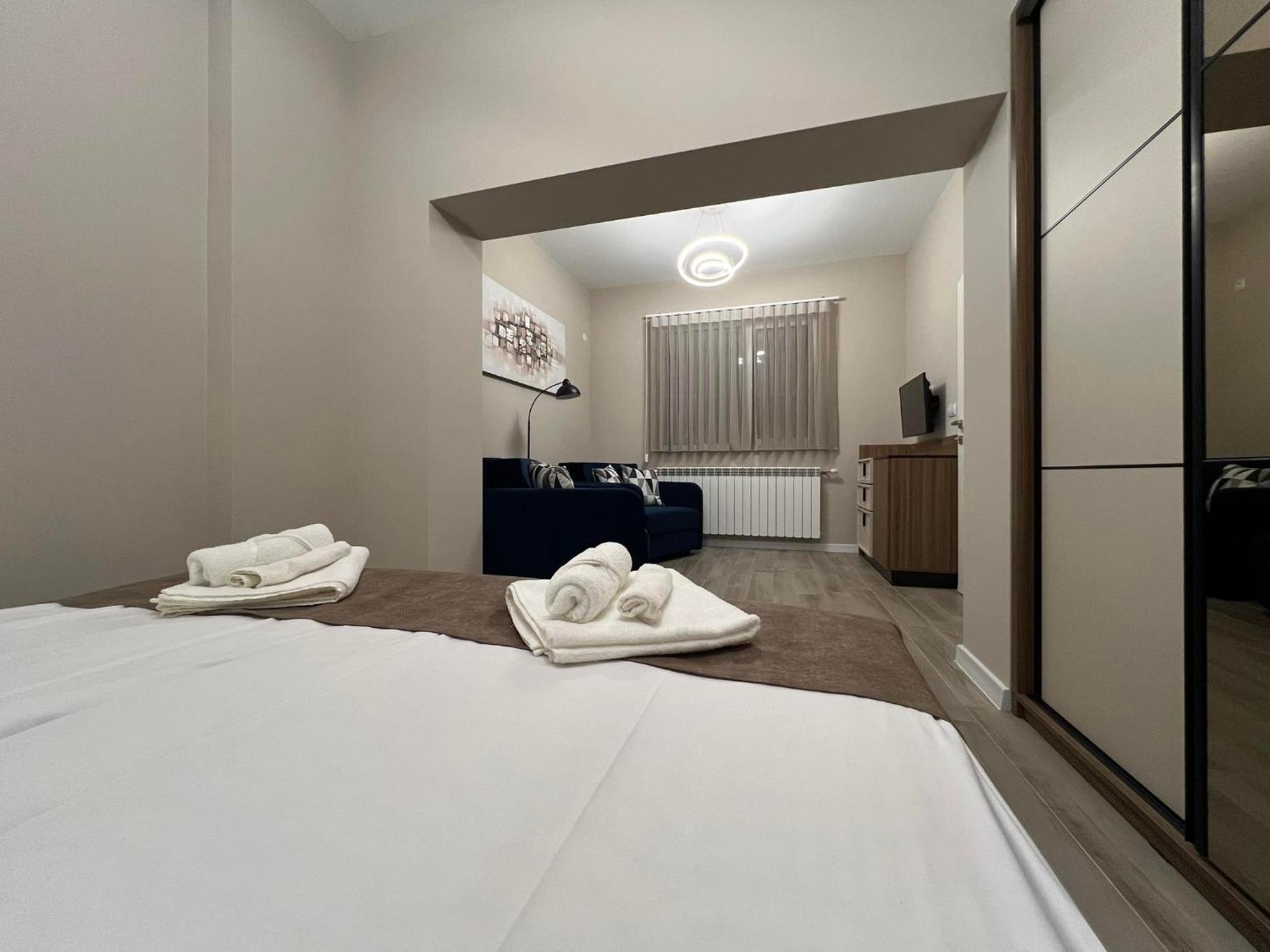 Хотел Vip Apart House Плевен Екстериор снимка